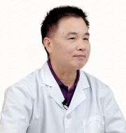 唐永祥 广州中医药大学教授 消化脾胃科主任医师。主讲《中医诊断学》、《中医学基础》、《中医诊断学研究进展》、《中医学概论》等课程，积极开展课程教学改革，作为主要参与人获多项教学成果和科研成果奖励。