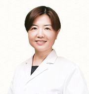 秦佳佳 暨南大学中医学院副教授 中医妇科副主任医师,硕士研究生导师.擅长：多囊卵巢综合症、子宫内膜异位症、月经病、阴道炎、盆腔炎、不孕等妇科疑难杂症。