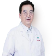 贾钰华先后毕业于浙江中医药大学和广州中医药大学中医学专业。全国名老中医药专家学术经验继承工作指导老师。研制有专科用药定心丸治疗心律失常和重症失眠，疏风开肺方治疗各类咳嗽，降脂祛斑颗粒治疗动脉硬化和高脂