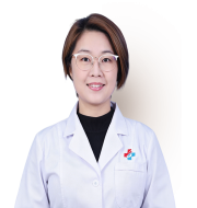 袁颖嘉 中医骨科副主任 深耕骨科临床及儿童体质养护领域二十余年，擅长儿童身高偏矮、生长发育滞后、青春期早发育等各类儿童生长发育问题的规范化诊疗与科普指导。擅长中西医结合长高调理体系，融合传统中医经络养